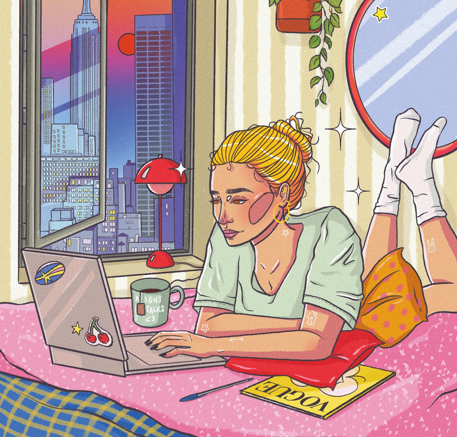 Ilustración «Noche en Nueva York», chica tumbada en la cama con el portátil y vistas a los rascacielos